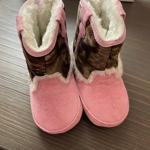Pink furry camo slip ons with Velcro on sides